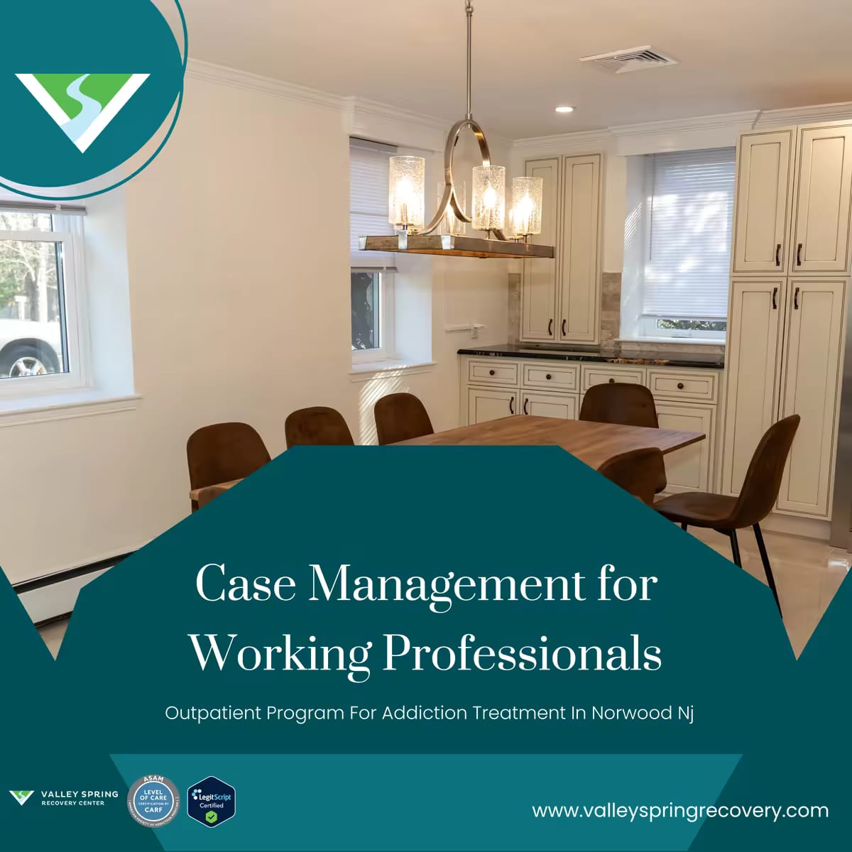Case manager preparing employment leave documentation for a partial care client Case manager preparing employment leave documentation for a partial care client