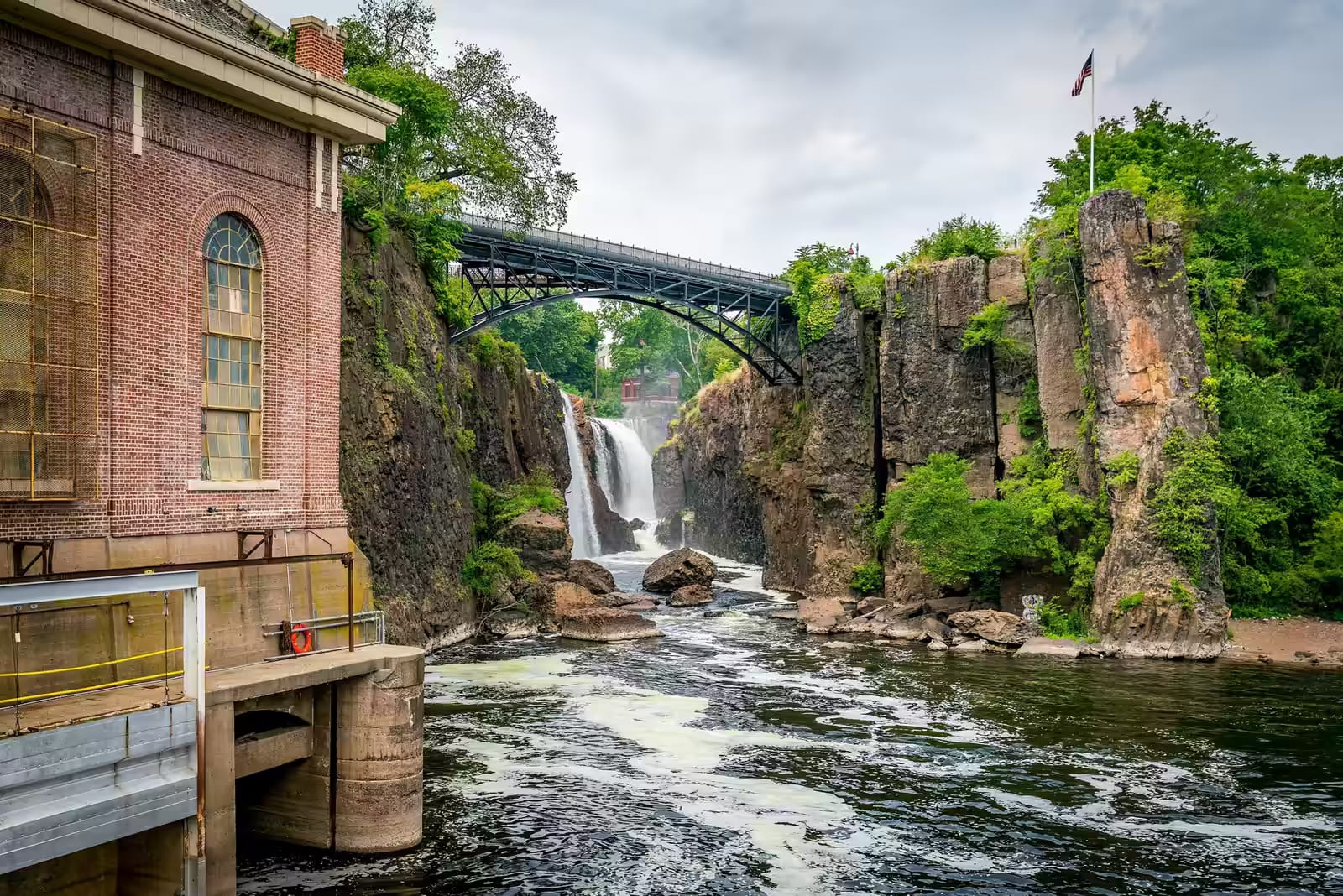 Great Falls of the Passaic River, local landmark in Paterson, NJ Great Falls of the Passaic River, local landmark in Paterson, NJ