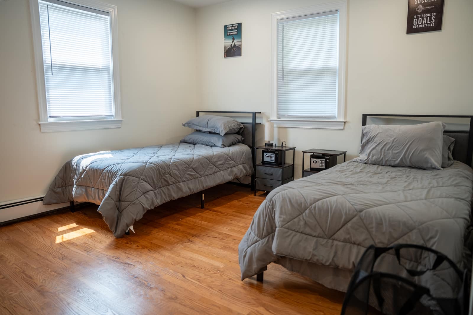 Bedroom of a Valley Spring partner sober living home in Old Tappan, New Jersey Bedroom of a Valley Spring partner sober living home in Old Tappan, New Jersey