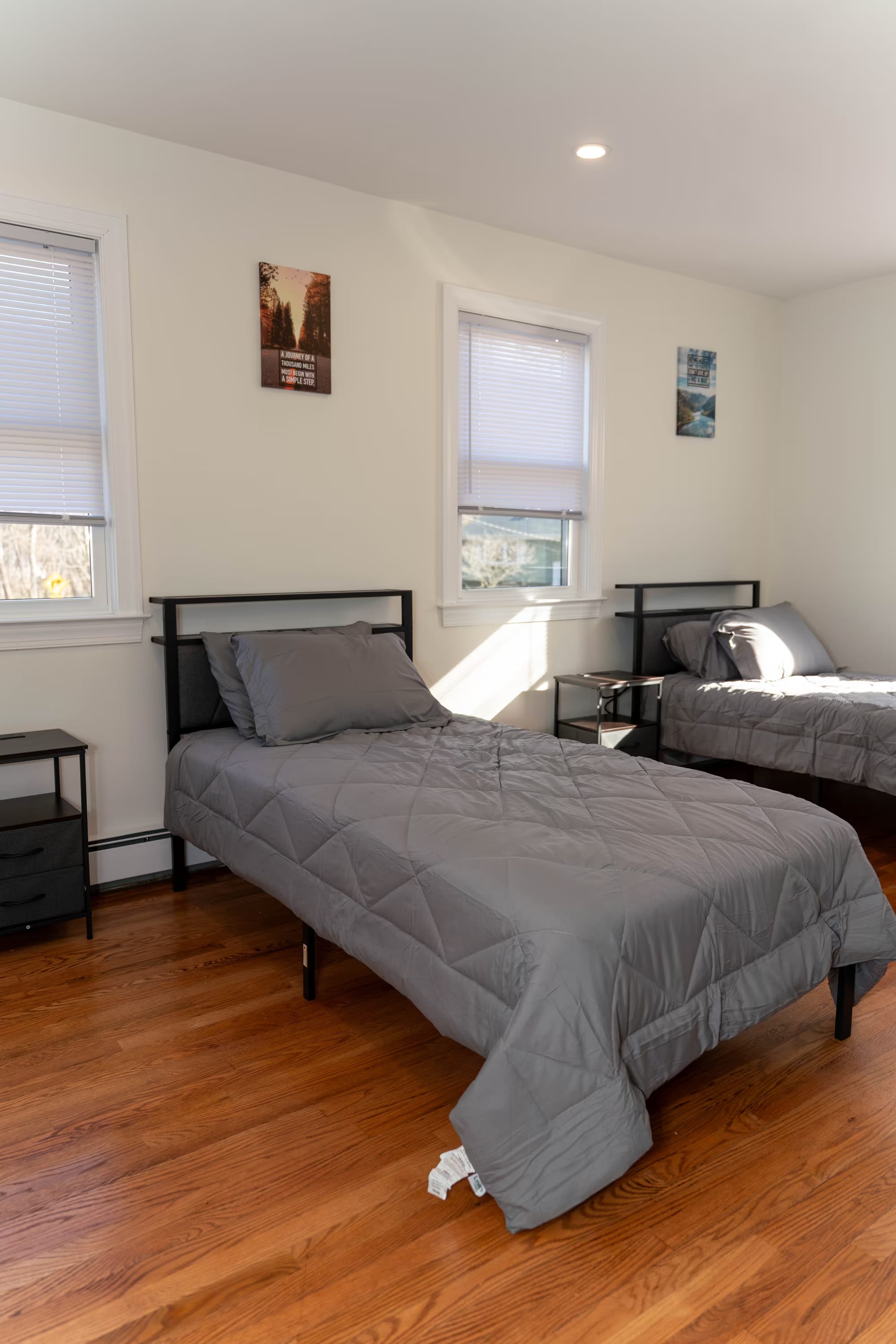 Bedroom with two beds in a Valley Spring partner sober living home in New Jersey Bedroom with two beds in a Valley Spring partner sober living home in New Jersey