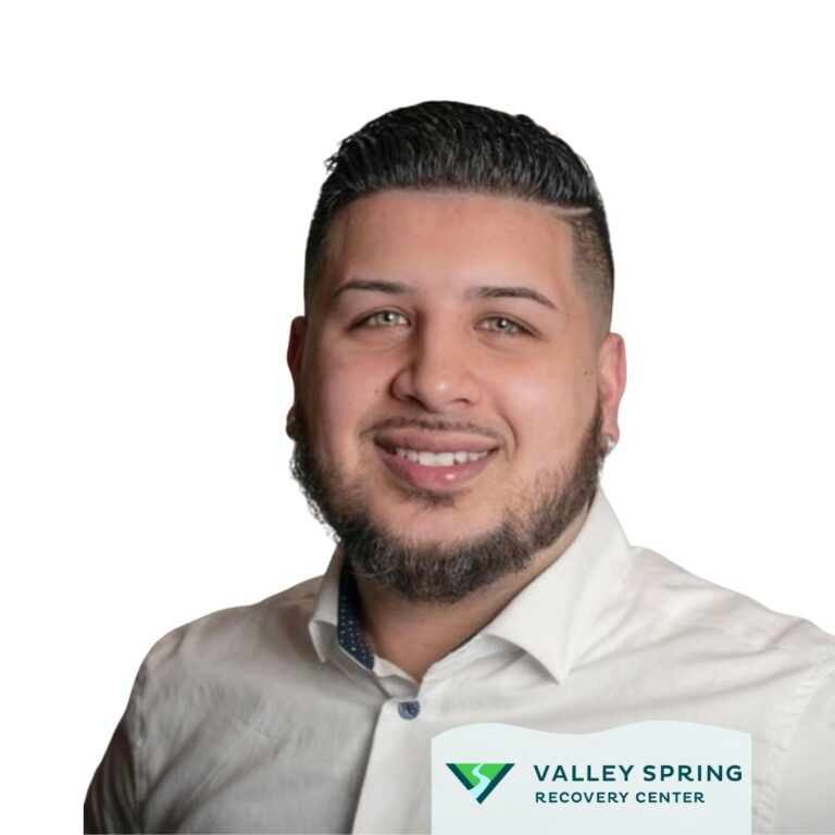 image of Valley Spring team member Vinny Samayoa